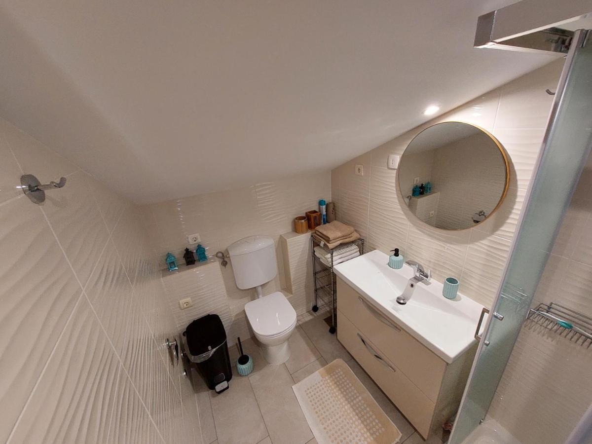Apartma Marina *