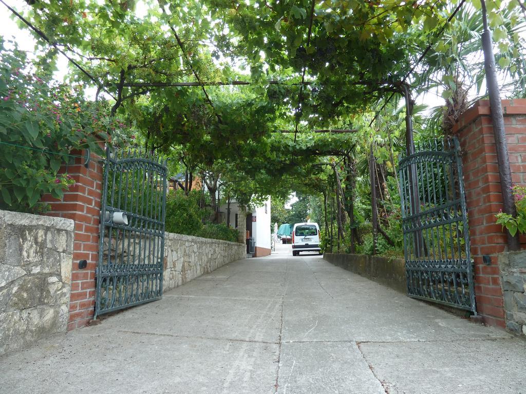 Apartma Marina *